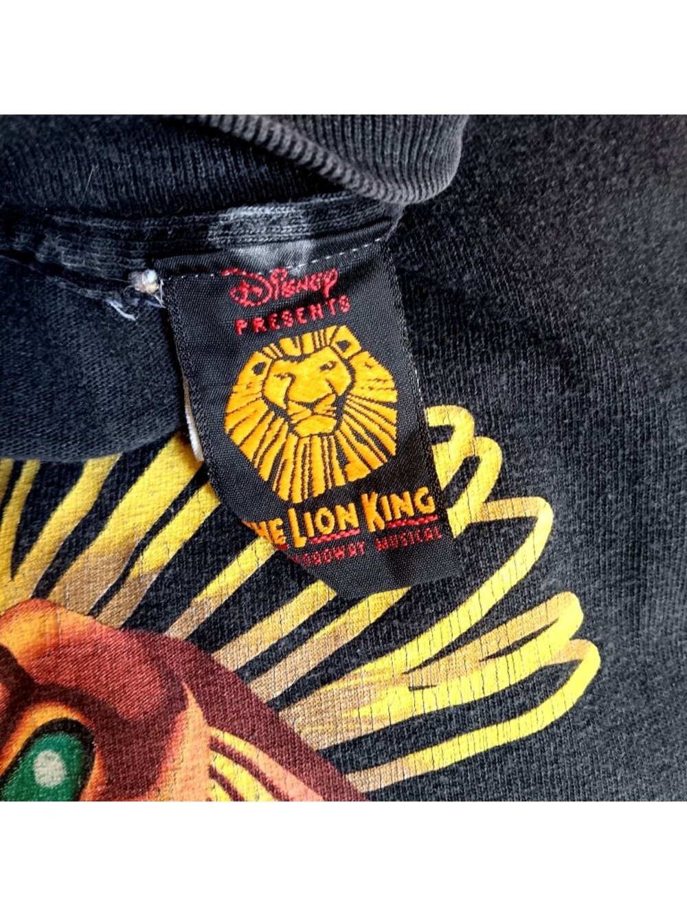 True Vintage T-Shirt XL 90s Disney The Lion King "Im Surrounded By Idiots" Black